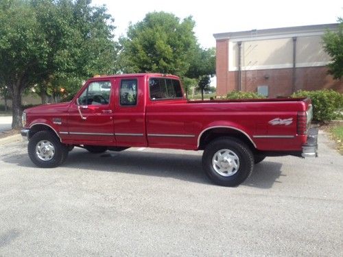 7.3 powerstroke turbo diesel  4x4 xlt , manual, new procomp tires,  rust free