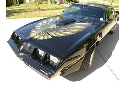 1979 trans am black w gold decal automatic v8 6.6 liter black buckets w/center