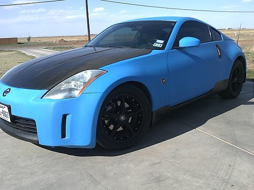 2004 nissan 350z touring coupe 2-door 3.5l