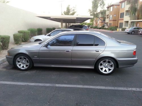 2003 bmw 525i base sedan 4-door 2.5l