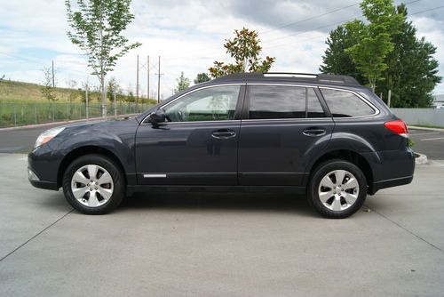 2011 Subaru Outback 3.6R Limited. Navigation. Back Up Camera. Leather. 30k. NICE, US $23,500.00, image 2