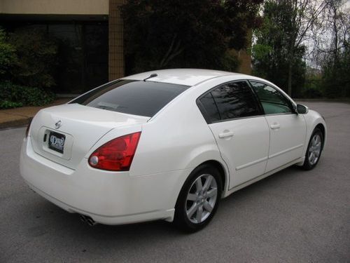 2006 nissan maxima se sedan 4-door 3.5l