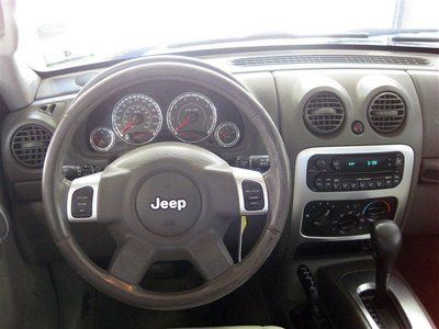 Limited SUV 3.7L CD 4X4 HEATED FRONT SEATS PWR SUNROOF Traction Control ABS A/C, US $9,995.00, image 9