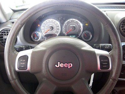 Limited SUV 3.7L CD 4X4 HEATED FRONT SEATS PWR SUNROOF Traction Control ABS A/C, US $9,995.00, image 12