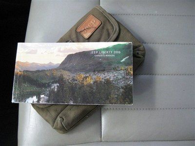 Limited SUV 3.7L CD 4X4 HEATED FRONT SEATS PWR SUNROOF Traction Control ABS A/C, US $9,995.00, image 29