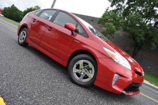 2012 toyota prius two hybrid cruise control only 12k miles clean title warranty