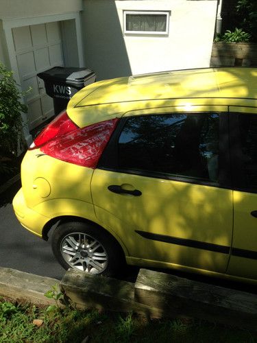 2003 Ford Focus ZX5 Hatchback 5-Door 2.0L, image 4