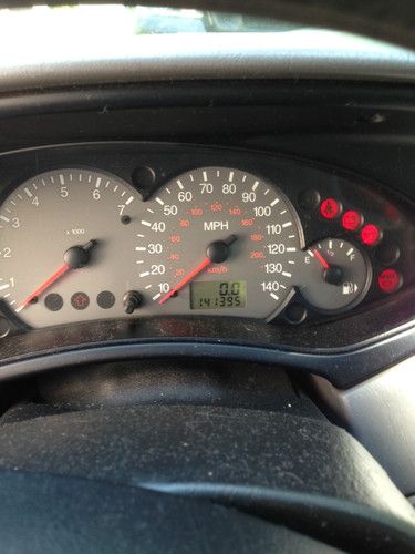 2003 Ford Focus ZX5 Hatchback 5-Door 2.0L, image 9