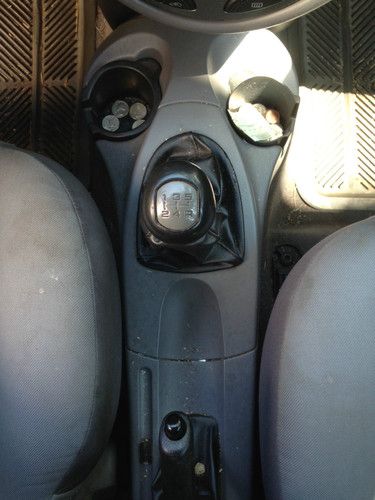 2003 Ford Focus ZX5 Hatchback 5-Door 2.0L, image 10