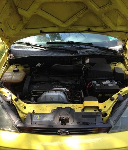 2003 Ford Focus ZX5 Hatchback 5-Door 2.0L, image 20