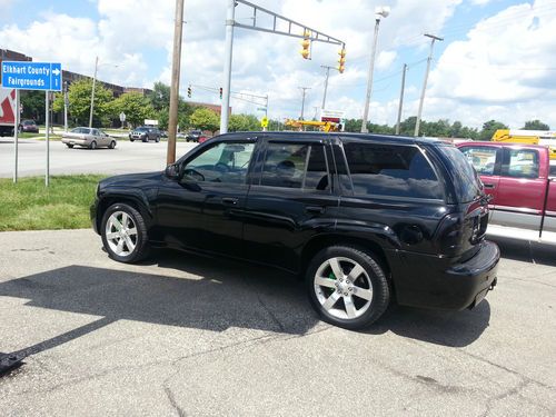 2006 chevrolet trailblazer ss 6.0l rare ss3 package nav tv sunroof 20s new tires