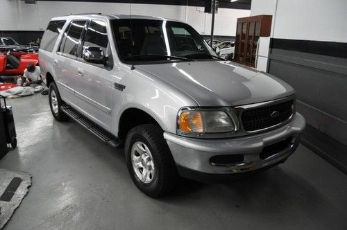 One owner,xlt expedition in good condition, drives great