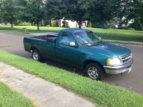 1997 ford f-150 base standard cab pickup 2-door 4.2l