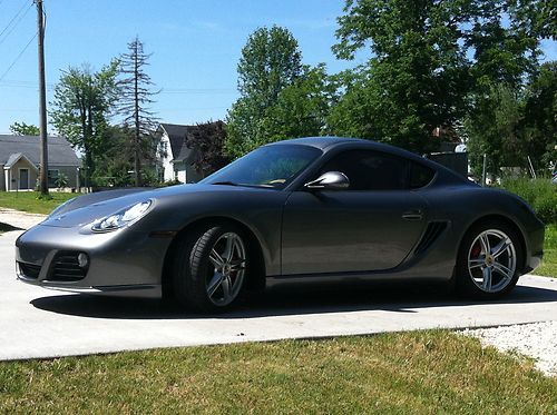 2010 porsche cayman s hatchback 2-door 3.4l