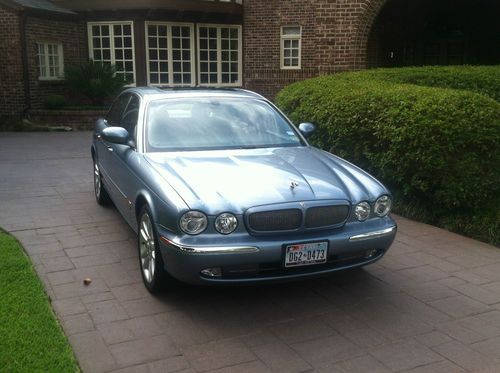 2004 Jaguar XJR Supercharged Sedan 4-Door 4.2L V8 DOHC FI, US $14,995.00, image 2
