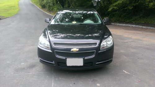 2008 Chevrolet Malibu LS Sedan 4-Door 2.4L Low Miles, image 2