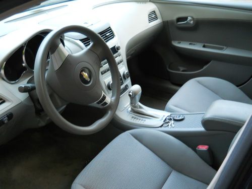 2008 Chevrolet Malibu LS Sedan 4-Door 2.4L Low Miles, image 16