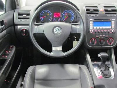 SE Certified 2.5L CD 10 Speakers MP3 decoder Radio data system Air Conditioning, image 2