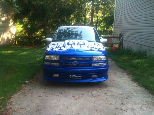 2003 Chevrolet Blazer Xtreme Sport Utility 2-Door 4.3L, image 2