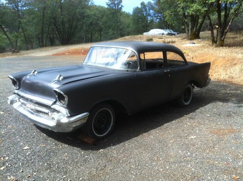 1957 Chevy 2 Door Post, image 3