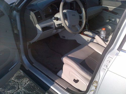 2007 Jeep Grand Cherokee Limited Hemi, Nav, DVD, Chrome Wheels, LOW MILES, US $19,000.00, image 3