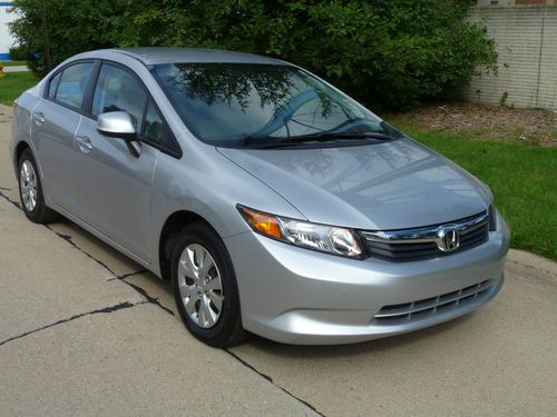 2012 honda civic dx sedan 4-door 1.8l