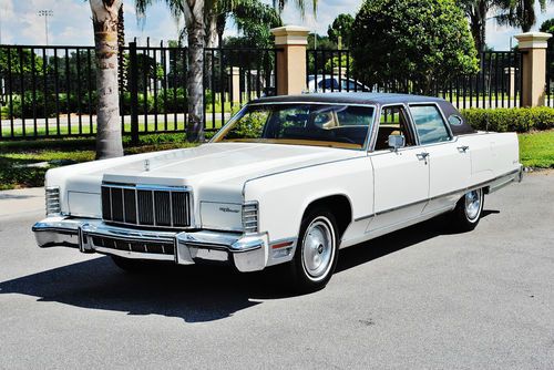 Simply mint all original 76 lincoln continental low miles needs nothing pristine