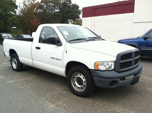 2004 dodge ram 1500 st standard cab pickup 2-door 3.7l