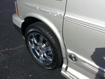 2009 GMC Savana G1500 7 Passenger Explorer Limited SE High Top Conversion Van, image 14