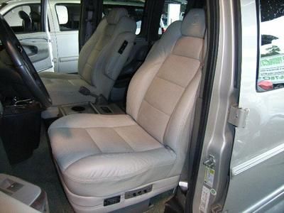 2009 GMC Savana G1500 7 Passenger Explorer Limited SE High Top Conversion Van, image 22
