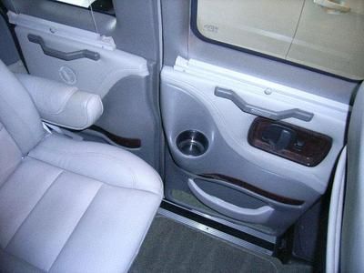2009 GMC Savana G1500 7 Passenger Explorer Limited SE High Top Conversion Van, image 37