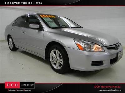 2.4 2.4l cd 4 wheel disc brakes abs brakes am/fm radio air conditioning