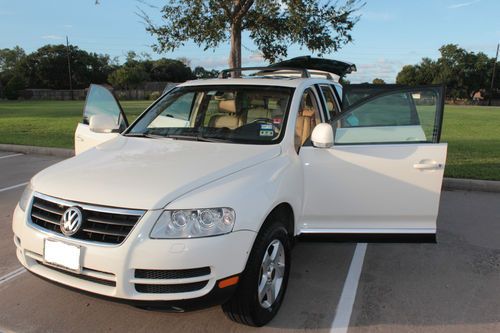 2005 volkswagen touareg premium sport utility 4-door 3.2l white color excellent