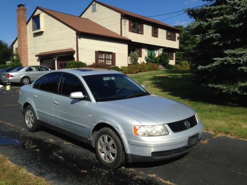 2001 volkswagen passat - 1.8t auto - runs and drives flawlessly! loaded!