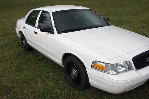 2008 ford crown victoria police interceptor sedan 4-door 4.6l