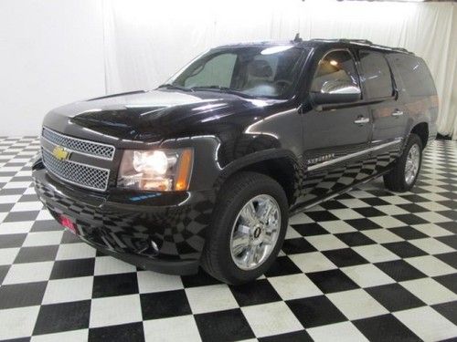 2010 4x4, heated and cooled leather, dvd, parking sensors, tint, tow hitch, cd