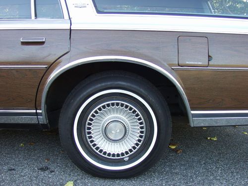 1977 Chevrolet Caprice Classic Estate Wagon 4-Door 5.7L 68,000 original miles !, image 7