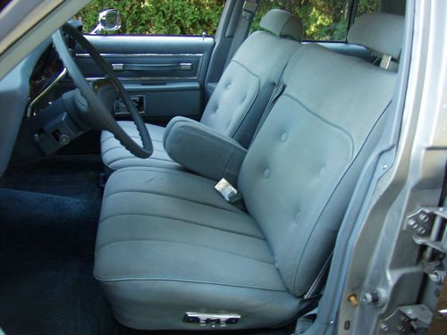 1977 Chevrolet Caprice Classic Estate Wagon 4-Door 5.7L 68,000 original miles !, image 21