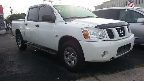 2004 nissan titan crew cab pickup 4-door 5.6l