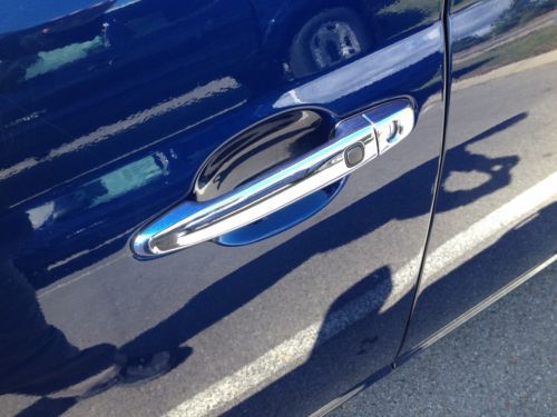 Limited 3.5L Leather Interior Heated / Cooled Seats Rear Sunshade, image 17