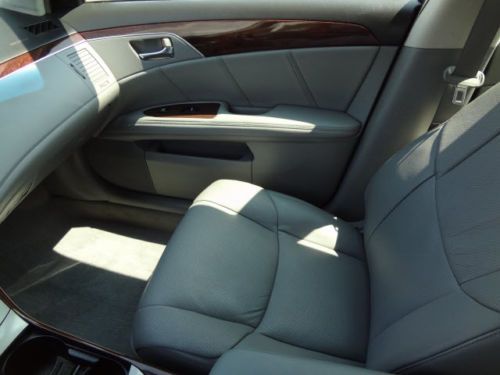 Limited 3.5L Leather Interior Heated / Cooled Seats Rear Sunshade, image 25