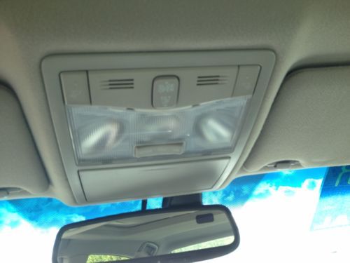 Limited 3.5L Leather Interior Heated / Cooled Seats Rear Sunshade, image 36