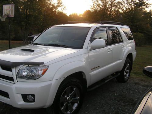2008 toyota urban 4runner sport  classic pearl   v6
