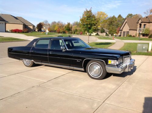 1975 Cadillac Fleetwood Brougham, image 3