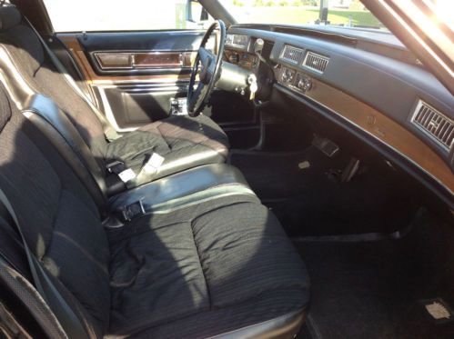 1975 Cadillac Fleetwood Brougham, image 12
