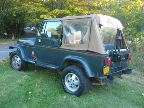 1994 Jeep Wrangler Sahara Sport Utility 2-Door 4.0L NO RESERVE, image 3