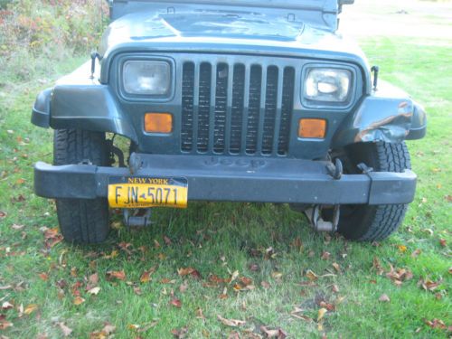 1994 Jeep Wrangler Sahara Sport Utility 2-Door 4.0L NO RESERVE, image 8