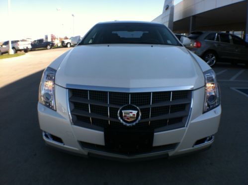 2008 CADILLAC CTS 4 / AWD / PANO ROOF / NAV / COOLED LEATHER / DIRECT INJECT, image 4