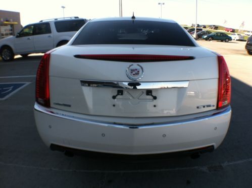 2008 CADILLAC CTS 4 / AWD / PANO ROOF / NAV / COOLED LEATHER / DIRECT INJECT, image 7