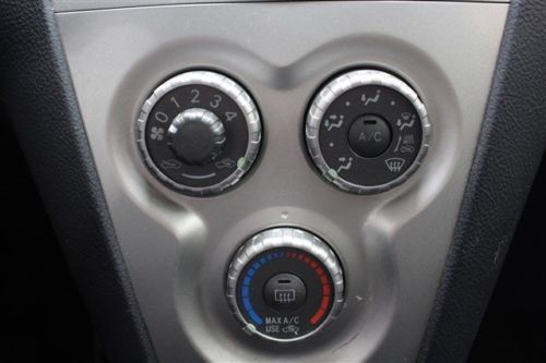 1.5L Front Wheel Drive Power Steering Front Disc/Rear Drum Brakes Wheel Covers, image 35